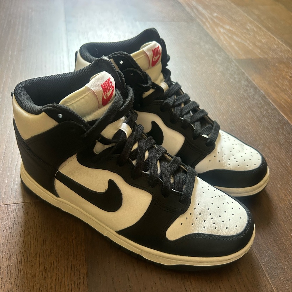 Nike high top black and white dunks